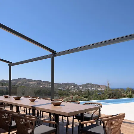 Dias Grand Villa, By Hellocrete * Vlikhadha