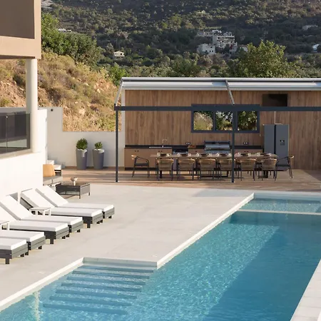 Villa Dias Grand Villa, By Hellocrete *