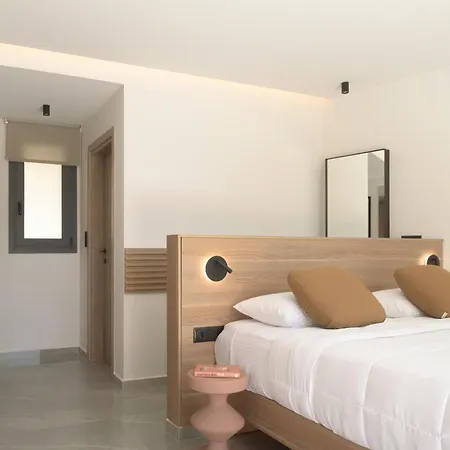 Villa Dias Grand Villa, By Hellocrete *