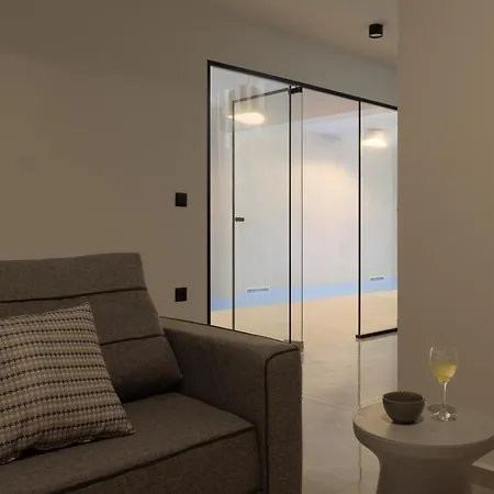Dias Grand Villa, By Hellocrete Villa Vlikhadha